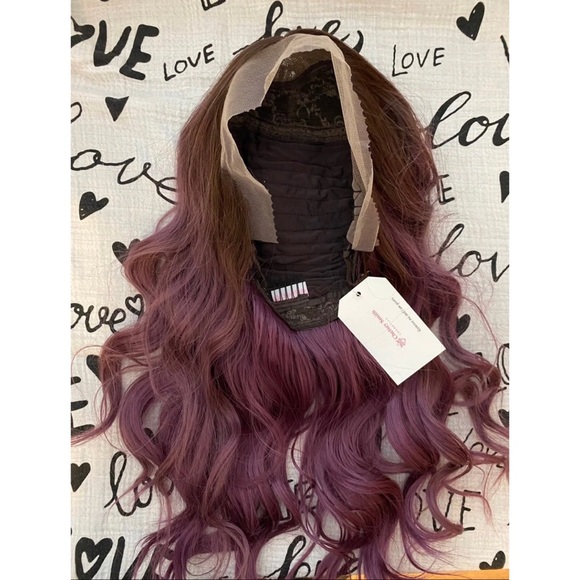 ⛔️SOLD⛔️ CSC “Persephone” Petite High Quality Synthetic Wig NWT - Picture 2 of 9